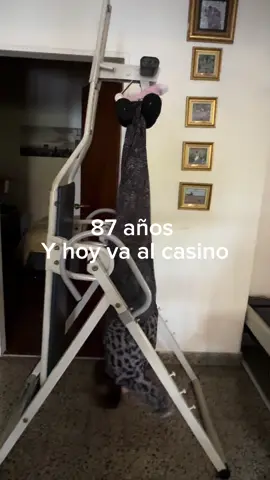 Espero estar asi de bien cuando sea mas grande🫠 #abuelita 