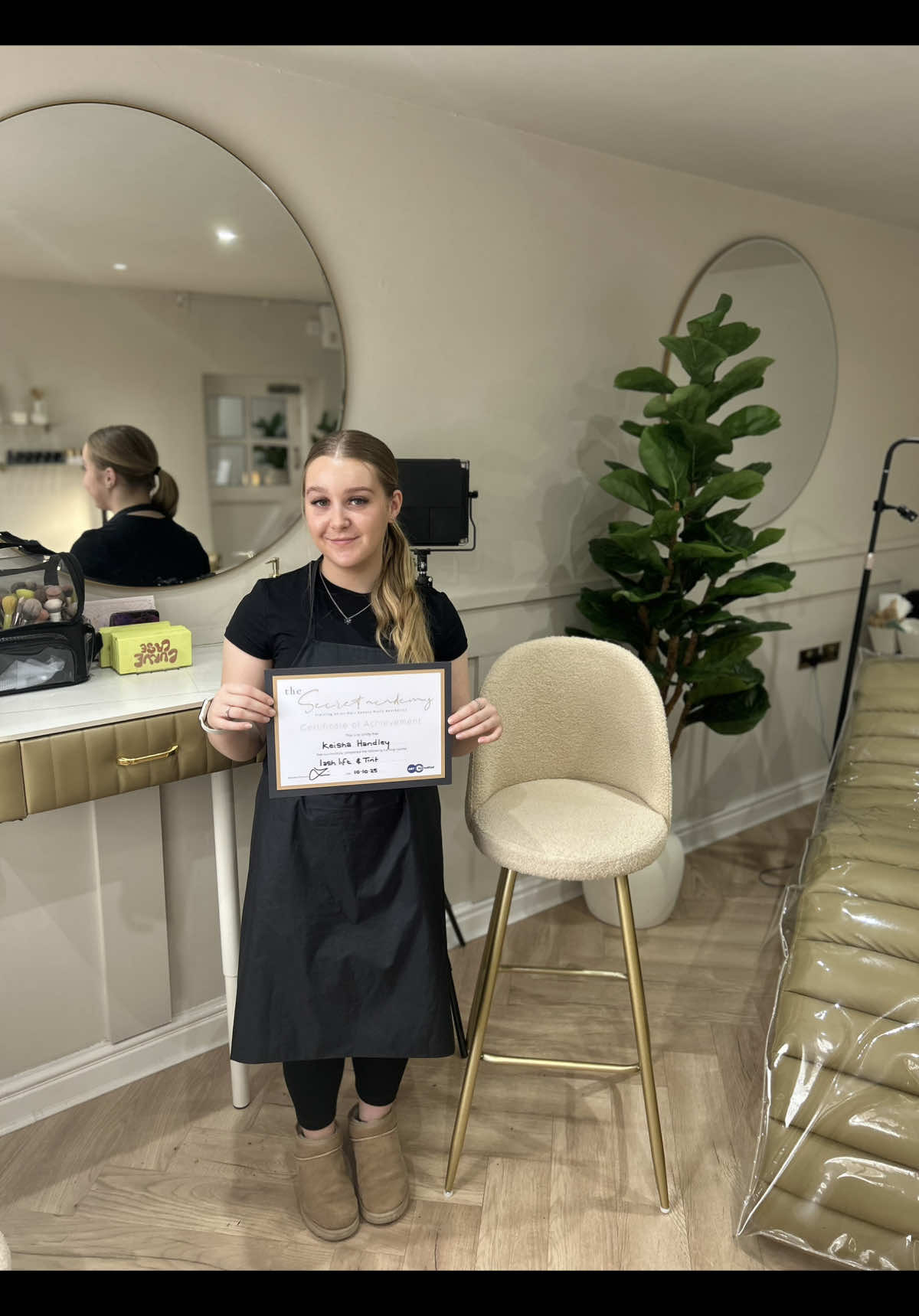 ✨ Become a Certified Beauty Professional! ✨ Ready to take your beauty career to the next level? We offer 1-to-1 Beauty Training tailored just for you — fully ABT accredited and insurable, so you can start working with confidence right away! 💅💄 ✅ Personalised, hands-on training ✅ Industry-recognised ABT qualification ✅ Fully insurable courses ✅ Perfect for beginners or professionals upskilling 📍 Frodsham based  👉 Visit the link in or bio or website www.secretacademyclinic.co.uk to book your training today and start your beauty journey with the Secret academy CLINIC ✨