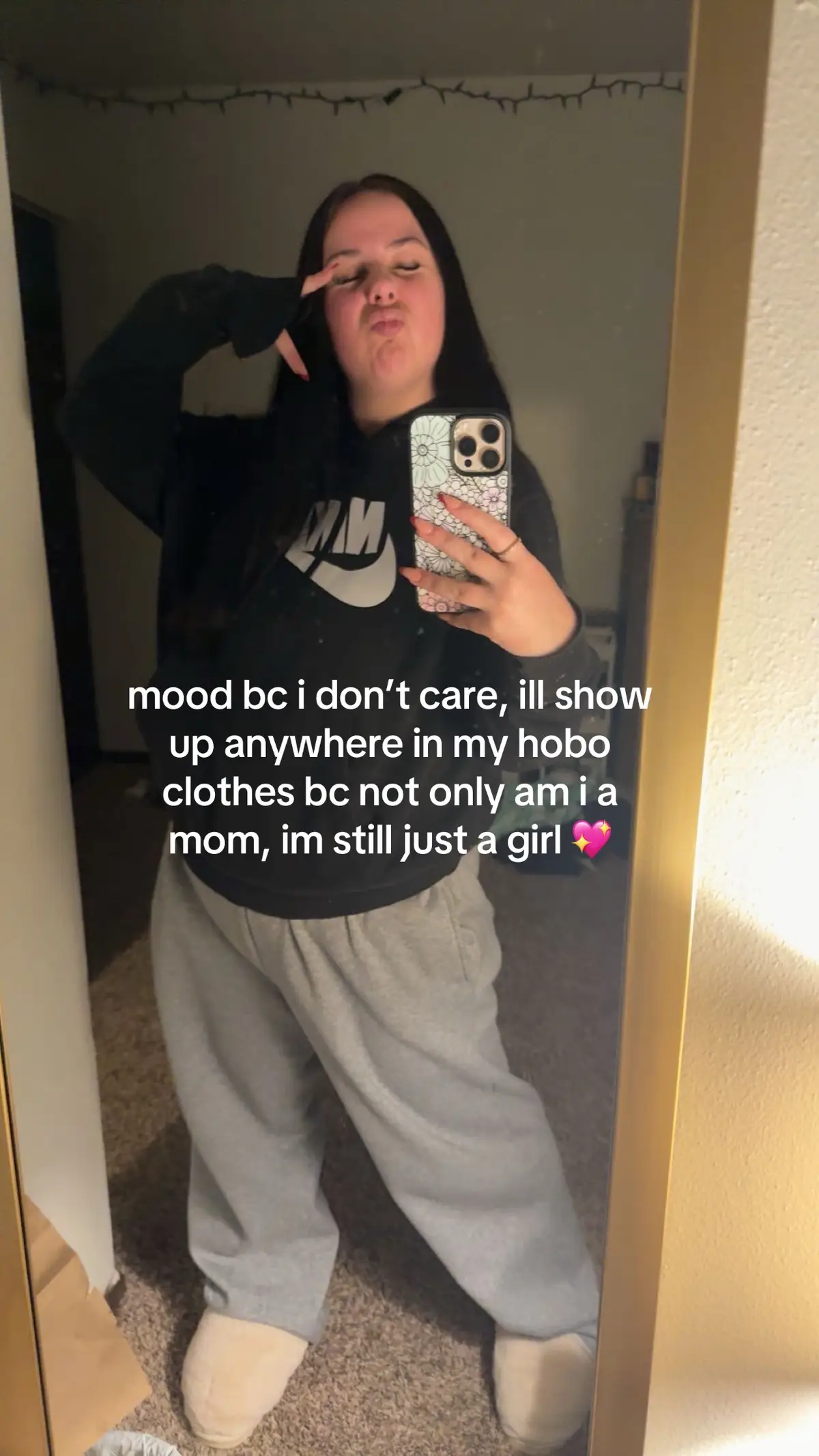 live laugh love 😝  #fyp #hoboclothes #imjustagirl 