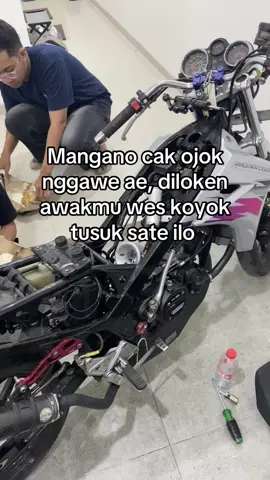 Ngoco o raimu nglumpuk kabeh wisan