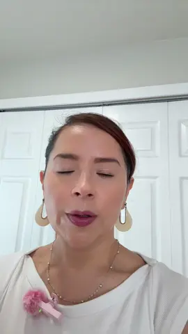 #maybellineliftergloss #lipcombooftheday #lipglosswatch #maybellinenewyork #makeuptutorial 