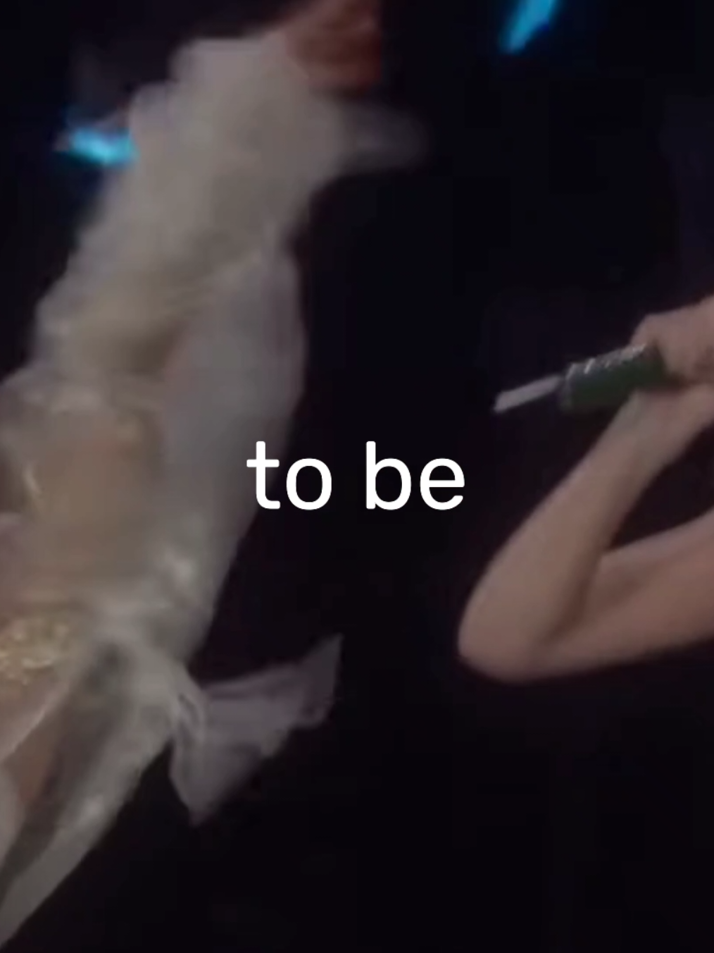 girl, so confusing cuz i like both.. #taylorswift #charlixcx #fy #edits #girlsoconfusing 