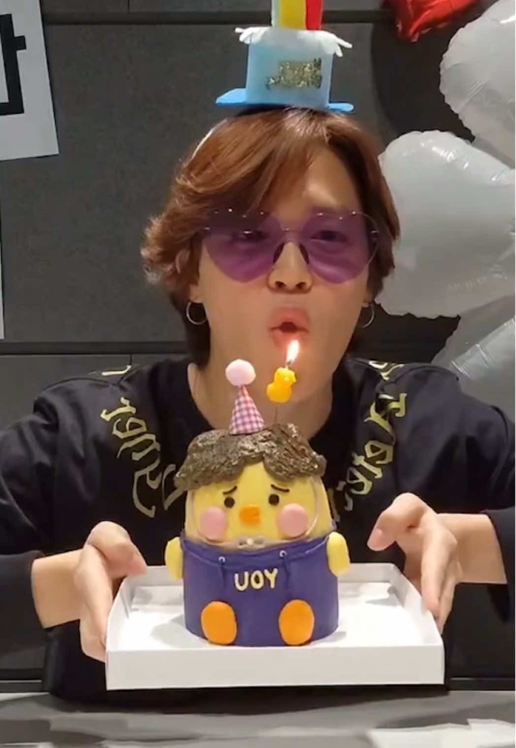 ✨Happy Jimin Day!! Happy Birthday Jimin!! ⁣💜 It’s Jimin Day! Celebrate with Jimin BTS Jimin Birthday 13 October Jimin Birthday Cake Jimin Birthday Weverse Live ⁣⁣⁣ #jimin #jiminbts #jiminie #jiminedit #parkjimin 