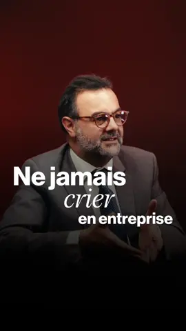 Conflits au travail : l'importance de la forme ! Deux cadres d'une même entreprise, en désaccord avec la direction, ont tous deux été licenciés après avoir exprimé leur opinion. Pour l'un, l'annulation du licenciement est gagnée d’avance. Pour l'autre, la négociation est bien plus compliquée …. La différence ne réside pas dans le fond, mais dans la forme : - Le premier cadre a exprimé son désaccord avec courtoisie, sans injures ni dénigrement public. - Le second a explosé, a injurié et a partagé son mécontentement sur les réseaux sociaux. Un salarié a le droit d'exprimer son désaccord, mais il y a une limite. Les injures et la diffamation rendent toute négociation beaucoup plus difficile. Vous êtes cadre et votre entreprise vous reproche l’usage de votre liberté d’expression ? Contactez le Cabinet à titre confidentiel : le plus tôt il est consulté, le mieux il pourra conseiller. Maître Avi Bitton - #Avocat Droit du Travail : https://www.avibitton.com (rubrique #Cadres)