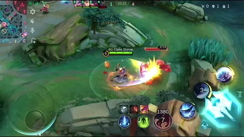 bro berpikir bisa solo kill alucard 🤭#MLBBNEXT2025 #mobilelegends_id #fyp #alucardtiktok 