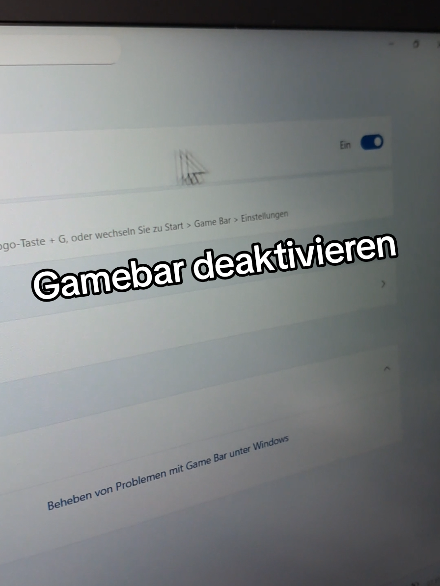 Windows 11 nimmt heimlich im Hintergrund auf. #windowstricks #windows11 #pchacks #techtok #tippsundtricks  Schalt die Xbox Game Bar & Game DVR aus für mehr FPS!