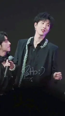Sao mà QQ có thể vừa bad boy mà vừa khả ái quyến rũ dị nè chời, ahhhhhhhhhhhhhh #kipukaqiu #qiudingjie #KhâuĐỉnhKiệt #desire4 
