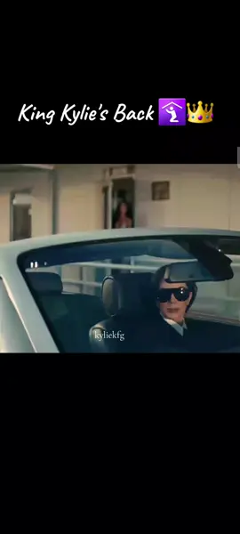 Kylie's Back 😍🛐 #kingkylie #kyliejenner #parati 