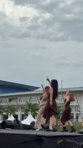 YUK VELOCITY KAN DUNIAAA haha #gheaindrawari #fyp #fyppppppppppppppppppppppp #fypage #manusiapalingbahagia 