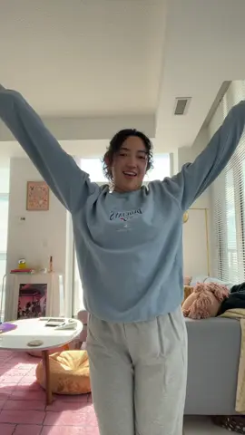 it’s literally fall but mentally i am here 🌞 #midnightsun #zaralarsson 