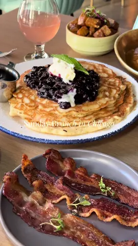 Modern flavor, Southern soul - and a story in every bite. This isn't just brunch, it's E.T.C. Chicago 🔥 The flavors are bold, the vibe is intentional, and the story is unforgettable. Chicago, your new brunch obsession has arrived.🙌🏼🍾