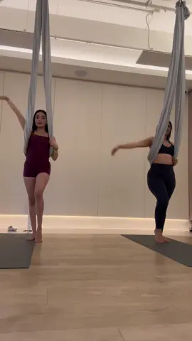 Leaving my comfort zone ❤️🧘@Elena Escobar  #aerialyoga #libreaerialfitness #miami#wynwood #girlsmiami