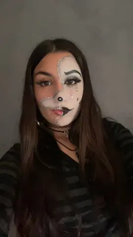 sad clown makeup 🤍 #clown #makeup #makeupartist # #fypシ゚ #viral  