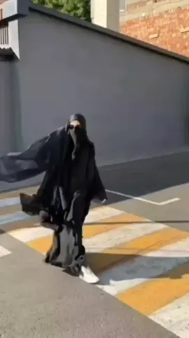 Renungan sebelum Ruh Allah genggam Allahu yahdiik Asyhaduh Allah illahailallah wa'ashadu Anna muhammadar rasulullah☝️🖤🩶🤍