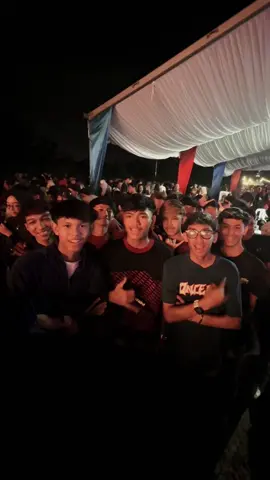 mane yang kt cherpen kulai tadi cuba hadir jap
