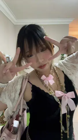 draftttt cuz im bored but yaysysys freedommmm#fyp #fitcheck #OOTD #sgfashion #makeup 