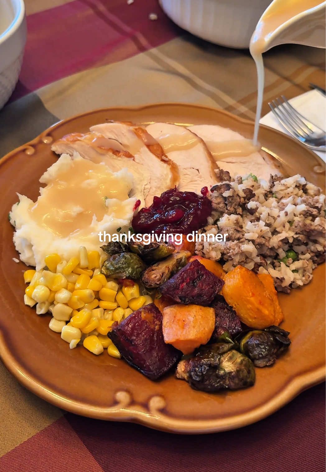everything I made for thanksgiving dinner🦃🥔🍚🌽🍠🫜🍎🥧✨ #creatorsearchinsights #thanksgiving #thanksgivingfood #thanksgivingdinner #turkey