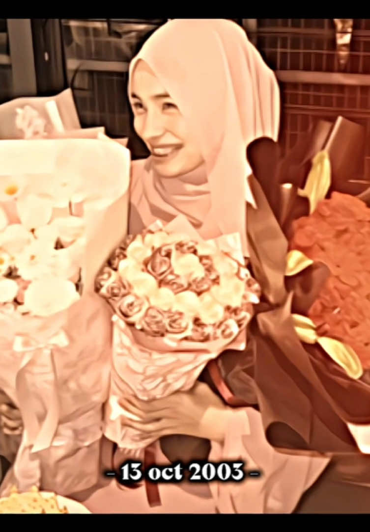 my sweetest girl turns 22 today!! no words can describe how proud I am of what she has become. happy birthday puteri rania, weloveyou ❤️‍🩹🎂 #fyp #puterirania #birthday 