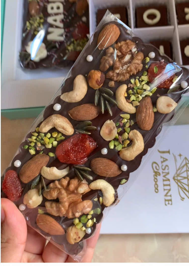 #chocolat #chocolate #شوكولاته #شوكولاتة #explore #chocolatelover #chocolatecoveredstrawberries 
