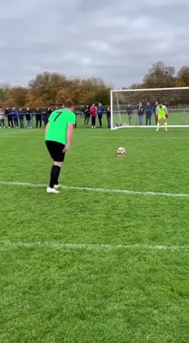 Sunday League Football - Penalty Kick 🇬🇧⚽️ #433 #sora2 #aifootball #football #sundayleaguefootball 