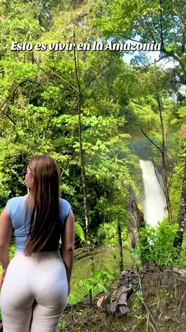 Les dejo una excelente opción para que visiten 🍃 #cascada #ecuador🇪🇨#arcoiris🌈 