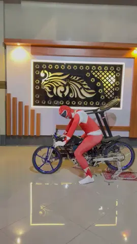 ultramen sang penyelamat#promomakan1010 #fypシ゚viral 