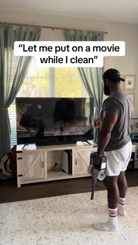 “Let me put on a movie while I clean” #marvel #blade #distracted #relatable #CleanTok 