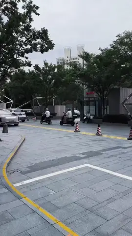 HUAWEI MAEXTRO S800, EV/REEV. #chinacarexports #chinesecar #китайскийавтомобиль #maextros800 #luxurycars #evcar #caroftiktok #foryoupagе #foryou 