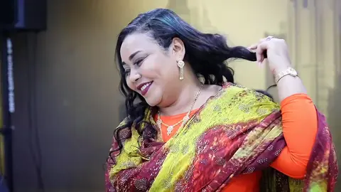 #جيهان مدني 🎤 #فنانين السودان #الشعب ـ الصيني ـ ماله ـ حل 😂😂 #SudaneseTiktok I #Sudanesemusic  