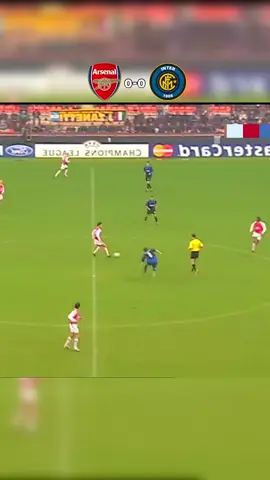 Arsenal vs inter milan 🔥 Group stage champions league 2003 ⚽️ Who was the man of the match 🤔 ?? #football #Soccer #arsenal #championsleague #fyp 