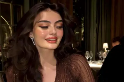 من امس وانا ادور على قطع حلوه بـ فوغا كلوسيت  وال clutch عندهم جمااال مو عادي 💋✨! استخدمو كود الخصم B23K . . #explore #viral #blogger #vogacloset 