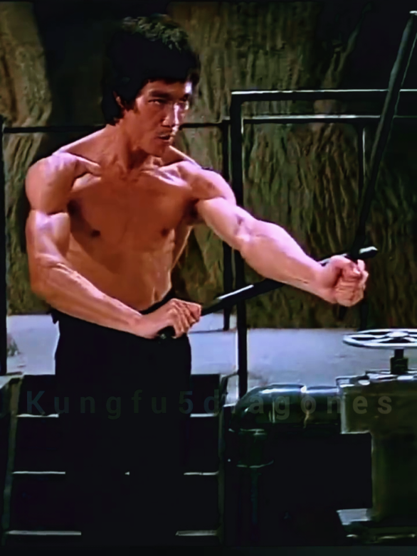 Bruce Lee Pelea Dentro de Prisión @kungfu5dragones #brucelee #pelea #movie #film #peliculas 