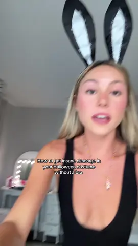 These are going to save your Halloween costume #snowystickyinserts #snowyinserts #stickyinserts #adhesivebra #adhesivepushup 