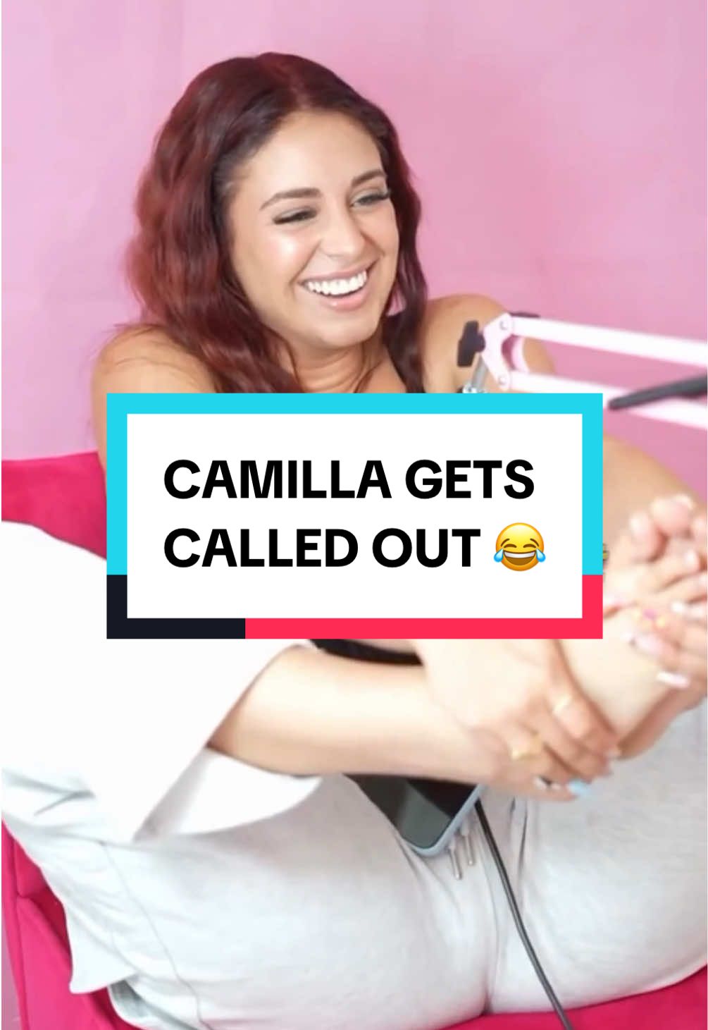 MIKE CALLED OUT CAMILLA FOR THE WAY SHE SITS! 😂 #loganpaul #camillaaraujo #impaulsive #podcast @Logan Paul @heybigmike @Camilla Araujo 