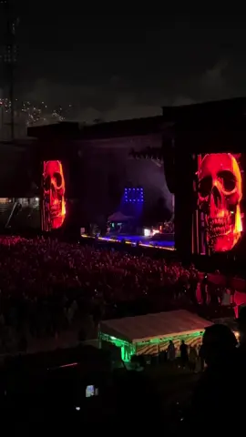Dont cry #gunsnroses🌹🔫 Medellín 