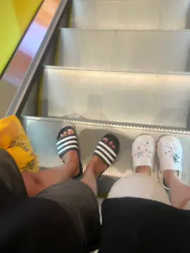 Hai chiếc bụng đói🤤#viral #foryou #CapCut 