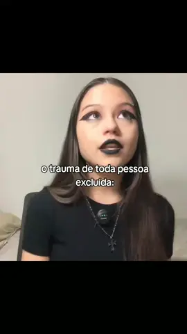 muito triste isso. #creatorsearchinsight #foryoupage #viral #excluida #fyp 