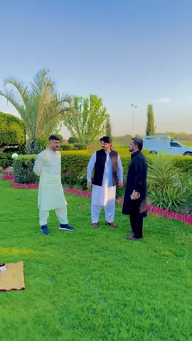 حقیقی مینه هغه ده آی رحمانه  چی مزار سره دی جوړ د یار مزار شی😭😭#malikadam #mujahidyarbash3 #foryoupage @(M A L A K) @Mujahidyarbash3 @SAMAD ARYAN 🐆🐆 @🦅⚔️🔥malik adam khan 🔥⚔️🦅 @Muhammad Rahim 