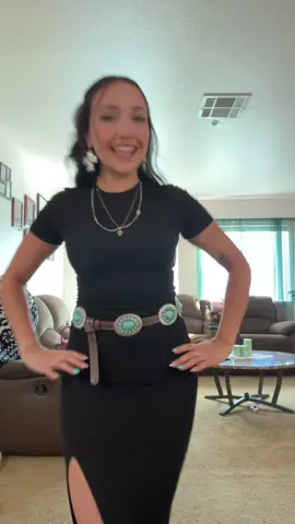 Obsessed with this!😍#OOTD #westernoutfits #vaqueraoutfits 