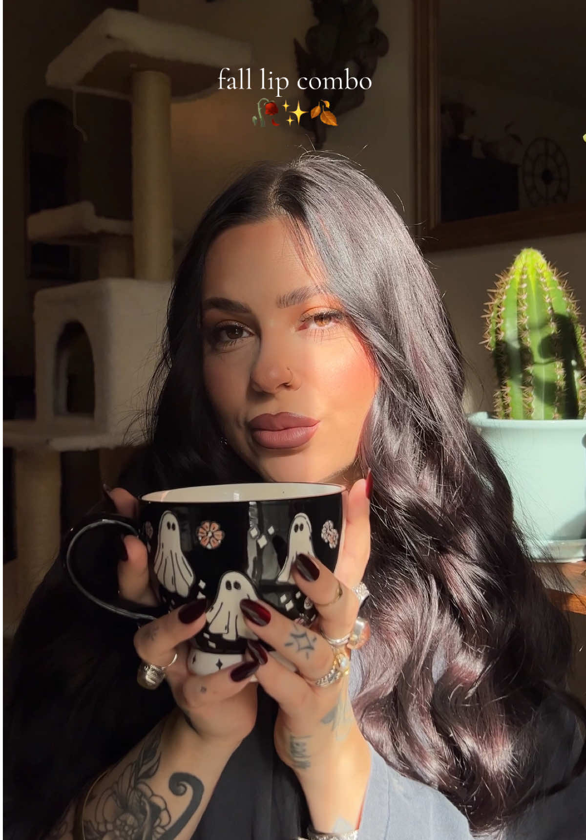 fall lip combo 🥀✨🍂 @Morphe Cosmetics Lip Liner in ‘Berry Cola’ @Clinique Lip Liner in ‘Chocolate Chip’ @r.e.m. beauty Matte Lipstick in ‘Bubbly’  #lipcombo #lipcombos #lipcombotutorial #lipcombotiktok #falllipcombo #fallmakeup #makeuptok 