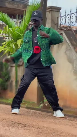 J’essaie juste🙏🏾🔥juste 20%🙃 🎥:@henzo_thedancer 😌👏🏾✨ #viral #challenge #Danse #foryoupage❤️❤️ #tendance 