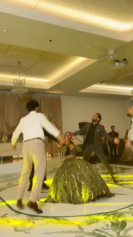 Beja beja 🕊️🪑  #punjabiperformance #bhangra #punjabiwedding #yegyyc #reemake 