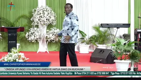 Kwani wewe umempa nini Mungu?😭😭🙌🏽🙌🏽🙏🏽🙏🏽 Mungu amekushikilia kwa sababu analo kusudi la kwake na analifuatilia.  Kama Mungu amechelewa, Mngoje  Usitafute miungu mingine. @MWL. CHRISTOPHER MWAKASEGE  #fyp #fyppppppppppppppppppppppp #foryou #foryoupage #goviral 