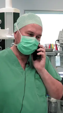 Încă o proteză implantată cu succes.   Conf. Univ. Dr. Benea Horea Medic primar ortopedie-traumatologie #genunchi #proteza #operatie #doctor #artroplastie