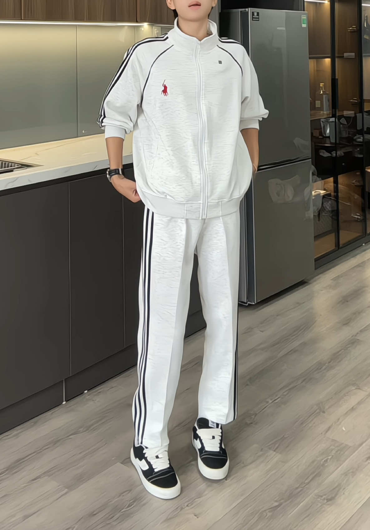 Set bộ vẫn là chân ái vào thu ae nhỉ