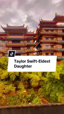 Taylor Swift-Eldest Daughter #lirikterjemahan #taylorswift #eldestdaughtertaylorswift #swiftie #liriklagu 