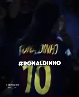 Brazilian DNA 😮‍💨 #neymar #robinho #kaka #skills #futebolbrasileiro 