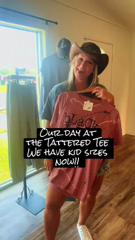 Had these sweet girls here this weekend, Sarah & Kim! Had to show them The Tattered Tee and our new KID SIZES for Merch!! @The Tattered Tee we love you! You can buy merch at the link in our bio under Stan Store! #cashthedonkey #cashscrewrescue #merch 