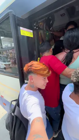 Só ônibus velho LOTADO🤯 #cop30  #belem #humor 