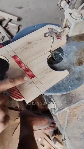 Simple Mobile stand Wood Working.. #wood #woodworking #woodwork #woods #foryou 